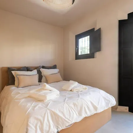 Casa 57 El Naranjal 度假居 *
